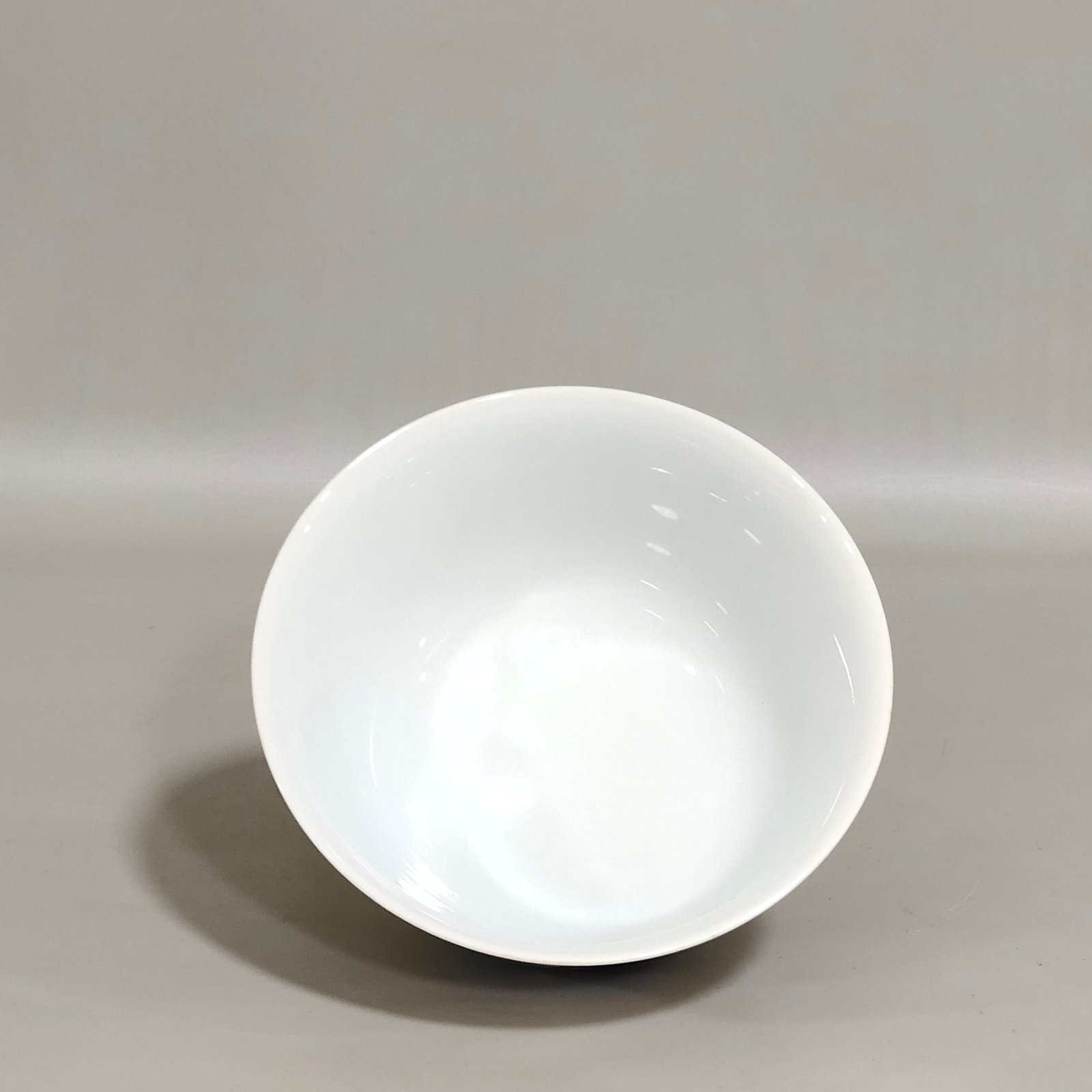 Qing Dynasty Yongzheng yellow glaze landscape cup