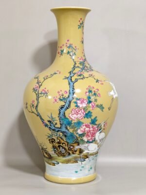 Qing Dynasty Yongzheng yellow glaze flower and egret poem vase