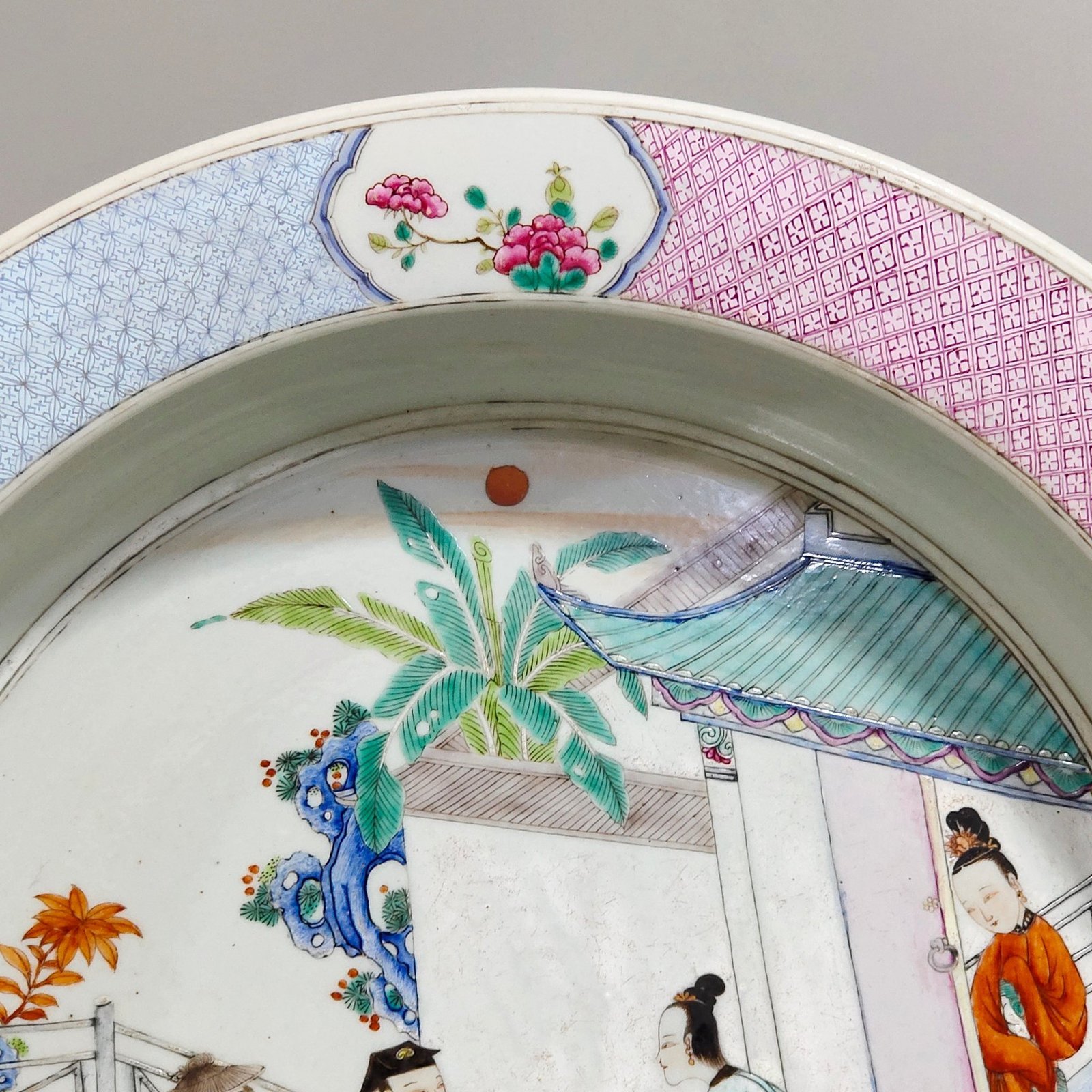 Qing Dynasty Yongzheng character story basin