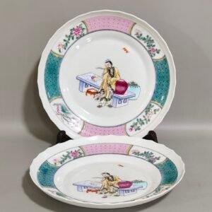 Qing Dynasty Yongzheng Zhai Lulu reading intention figure plate