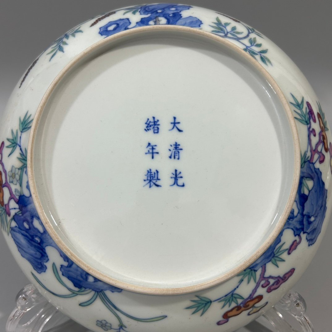 Qing Dynasty Guangxu doucai flower and grass dish