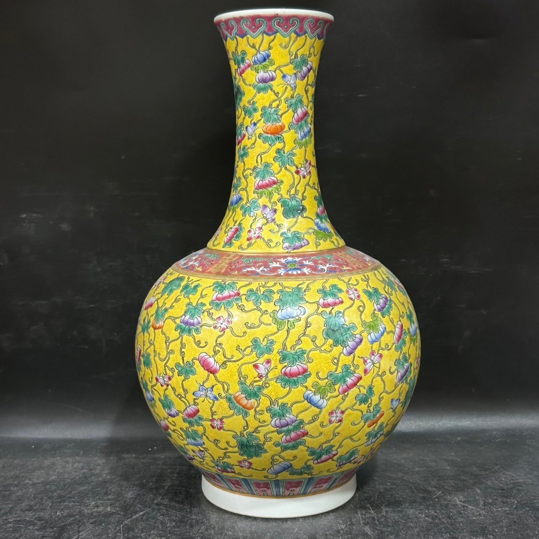 Qing Dynasty Guangxu Pastel Pumpkin Award Vase