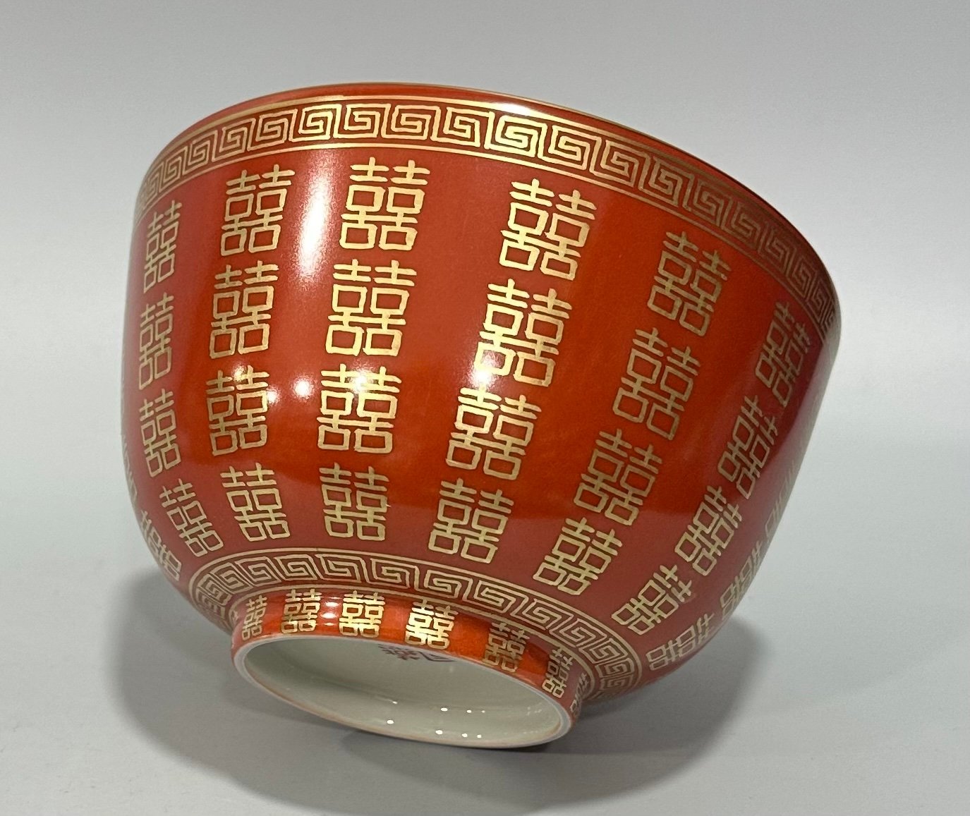 Qing Dynasty Tongzhi Pastel coral red gold double happiness bowl