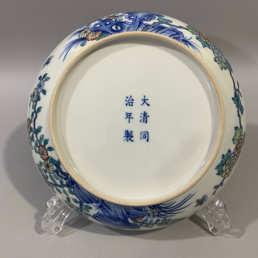 Qing Dynasty Tongzhi doucai peony flower plate