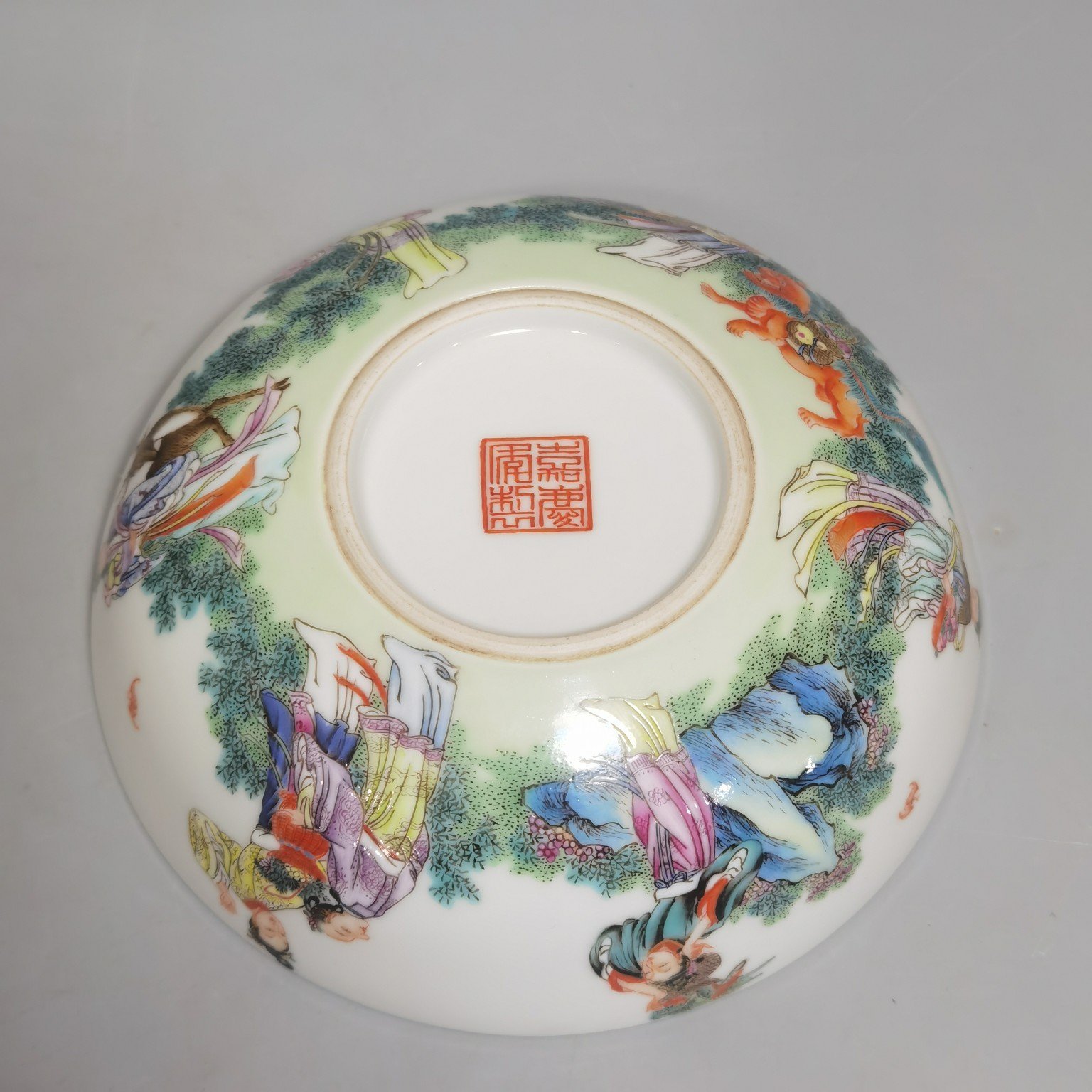 Qing Dynasty Jiaqing a pair of pastel-colored seven fairies lying foot bowls