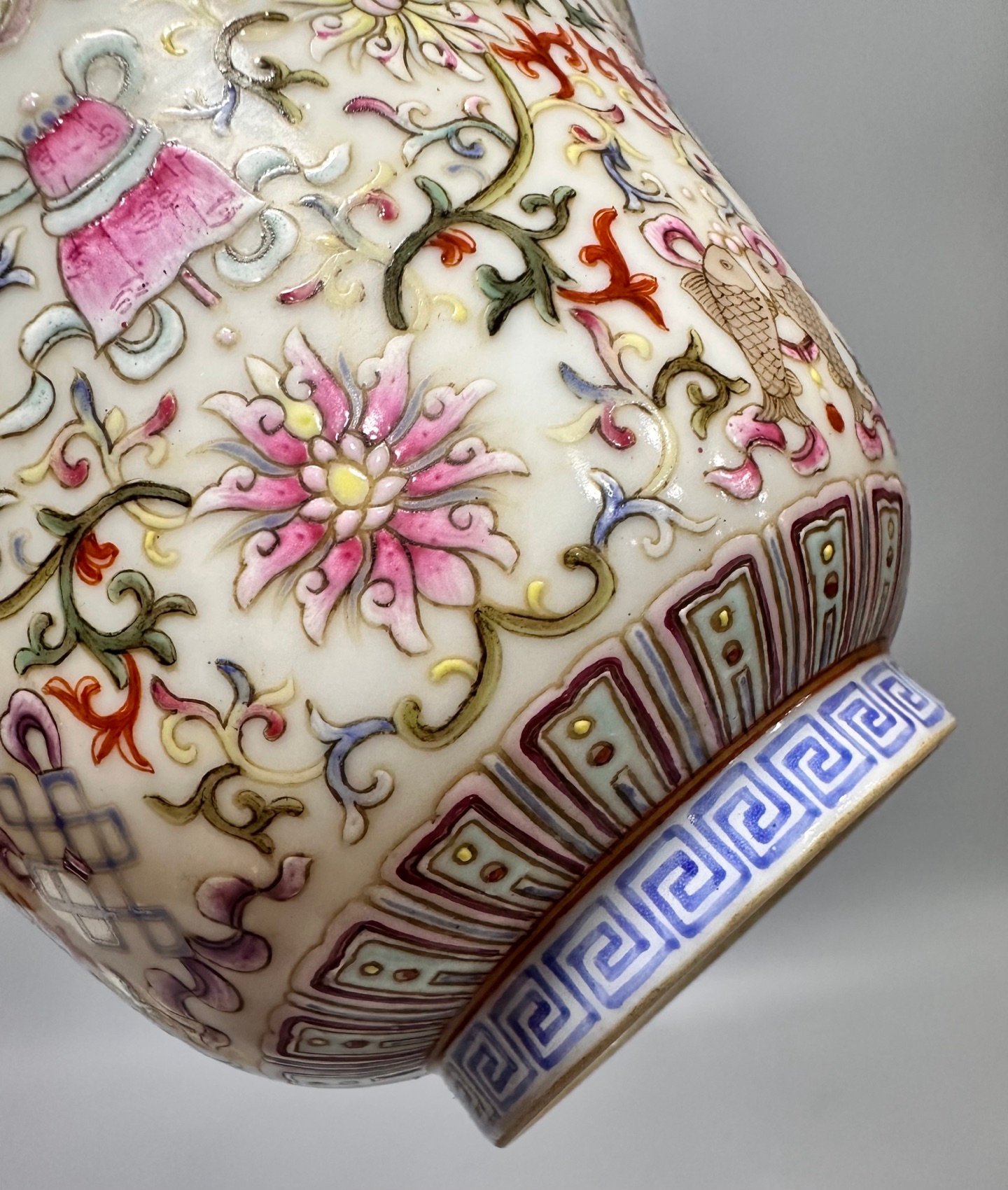 Qing Dynasty Jiaqing a pastel lotus bowl with eight treasures and lotus branches