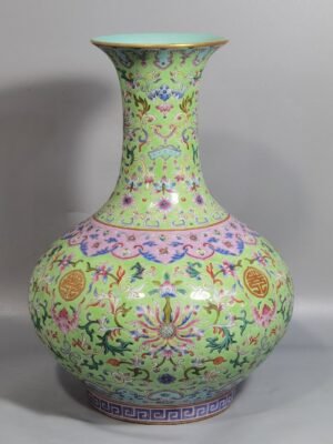 Qing Dynasty Jiaqing style okra green land pastel blessing and longevity entwining lotus pattern vase