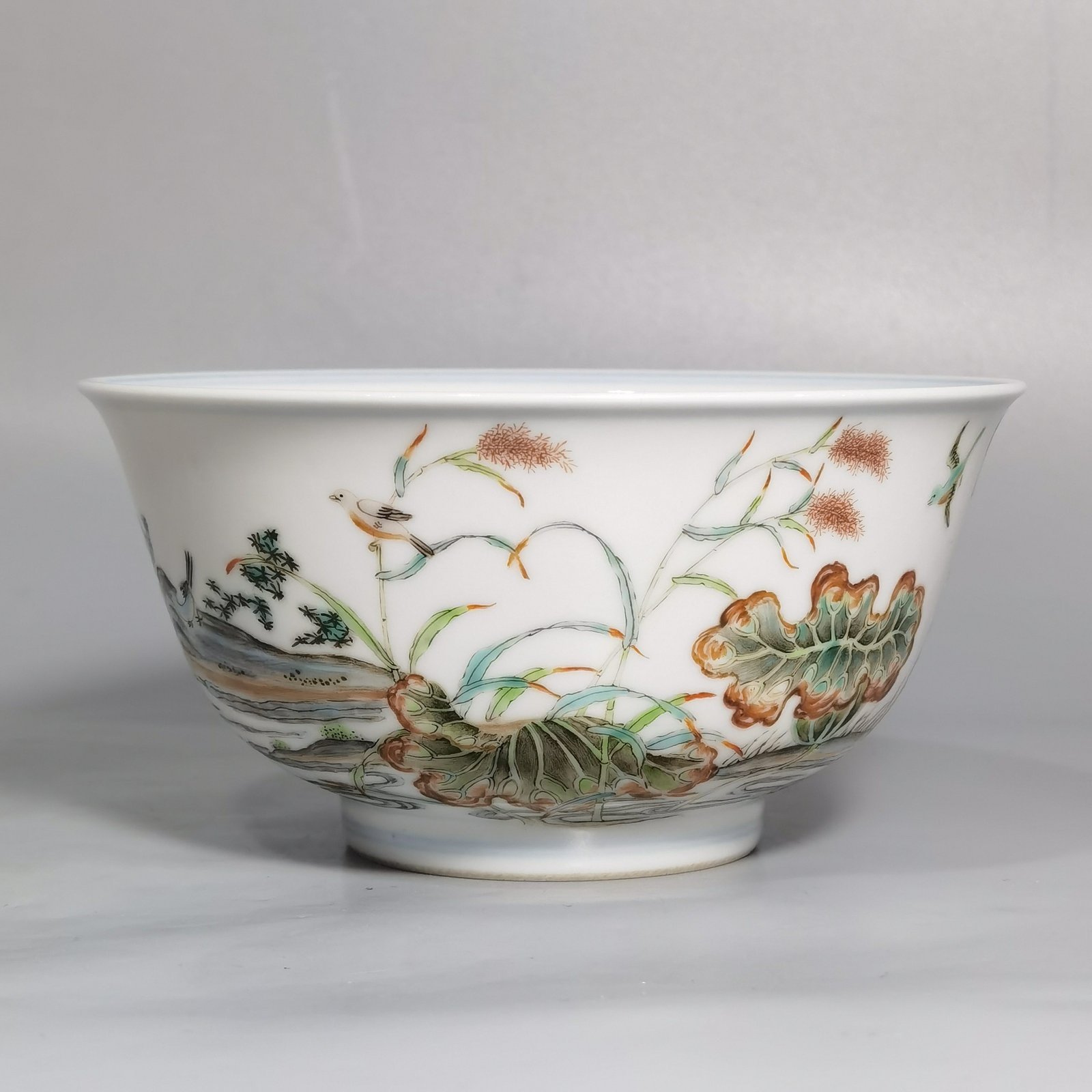 Qing Dynasty Kangxi pair of colorful mandarin duck lotus and kingfisher bowls