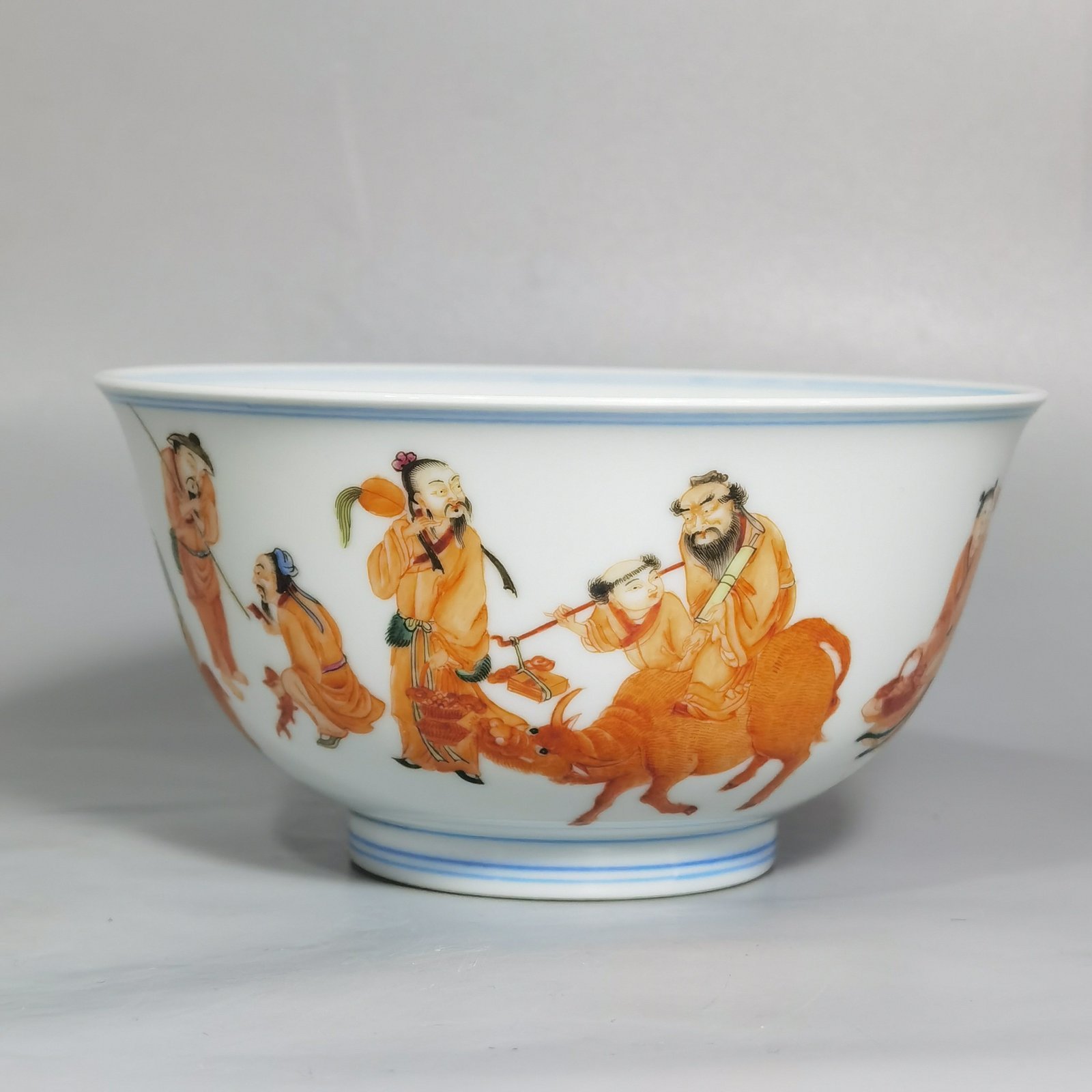 Qing Dynasty Kangxi pair of alum-red five-color Eight Immortals birthday bowl