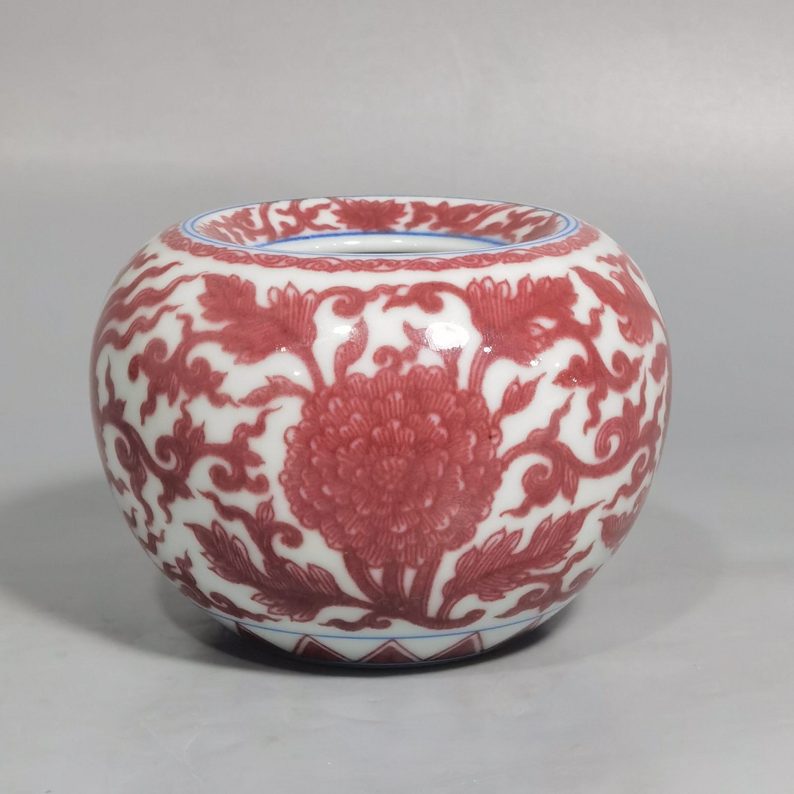 Qing Dynasty Kangxi underglaze red lotus wash
