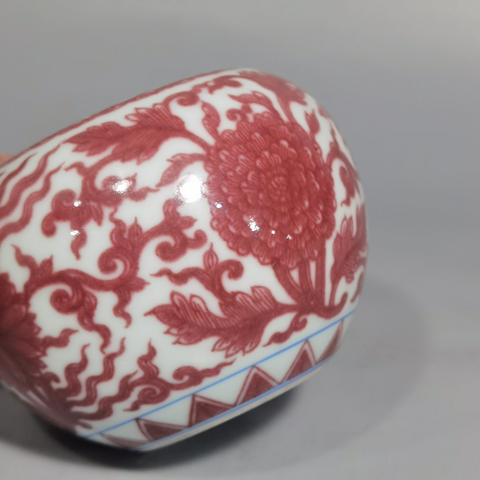 Qing Dynasty Kangxi underglaze red lotus wash