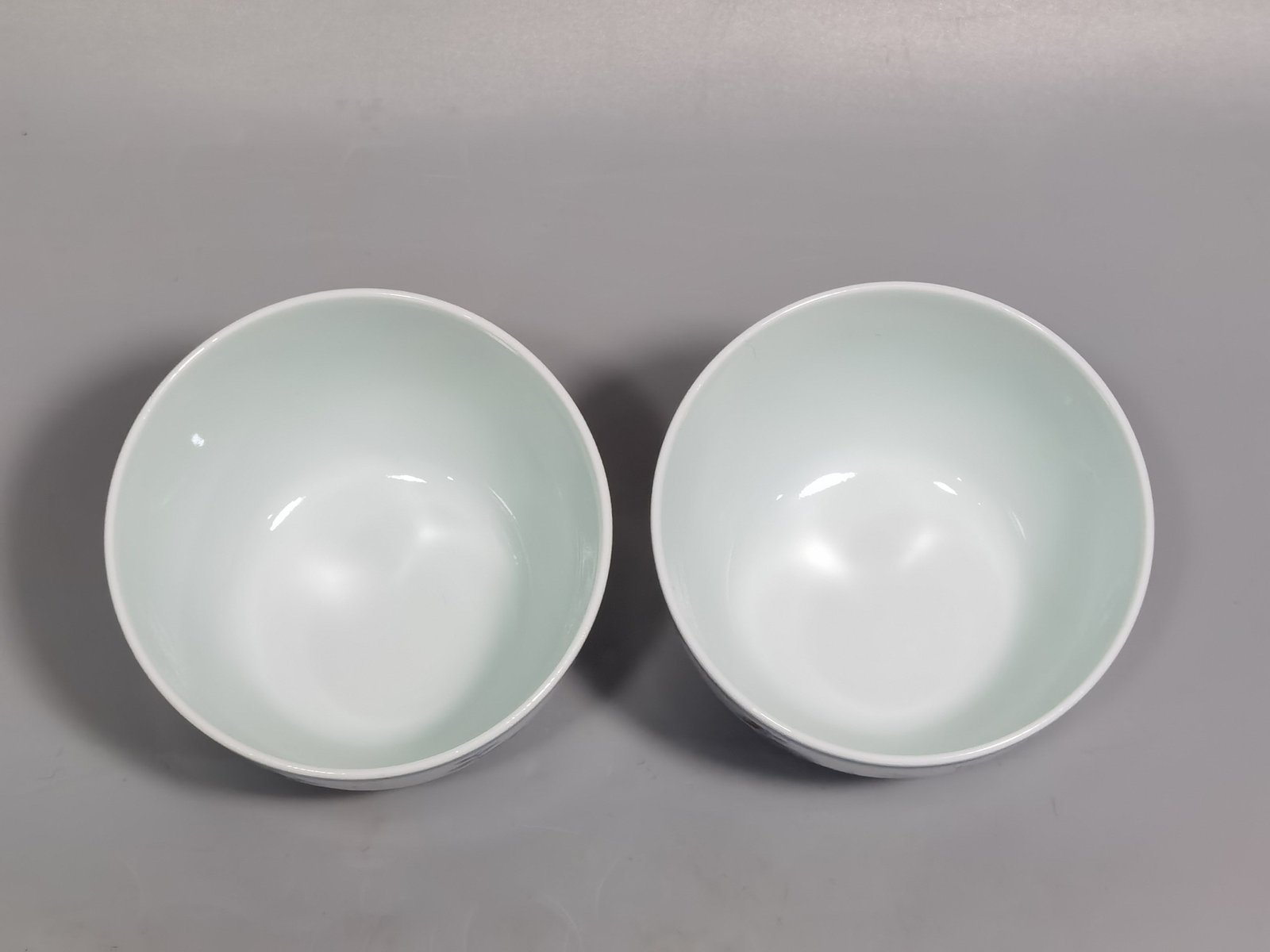 Qing Dynasty Kangxi Blue and White Doucai Magpie Climbing Plum Cup