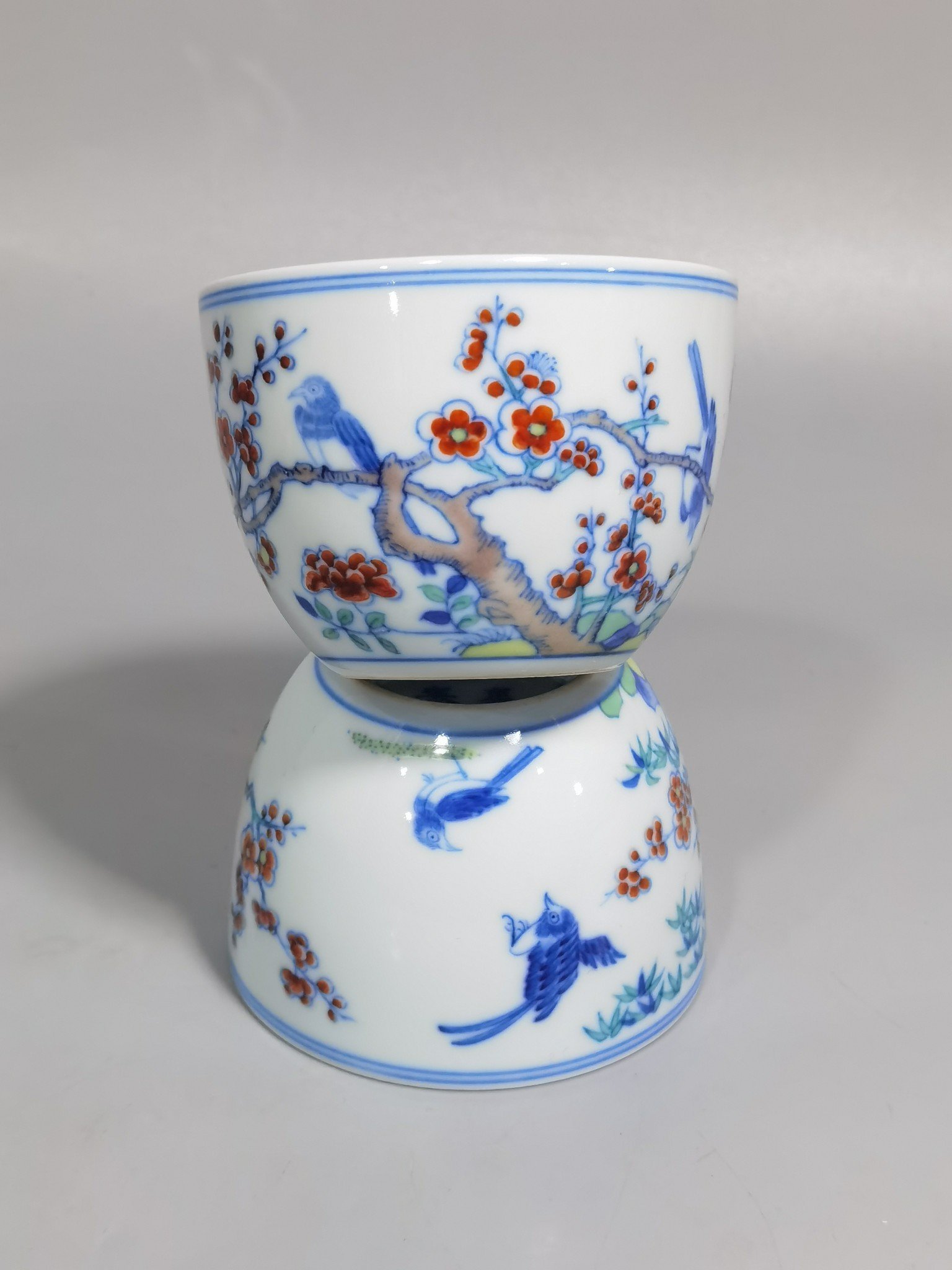 Qing Dynasty Kangxi Blue and White Doucai Magpie Climbing Plum Cup