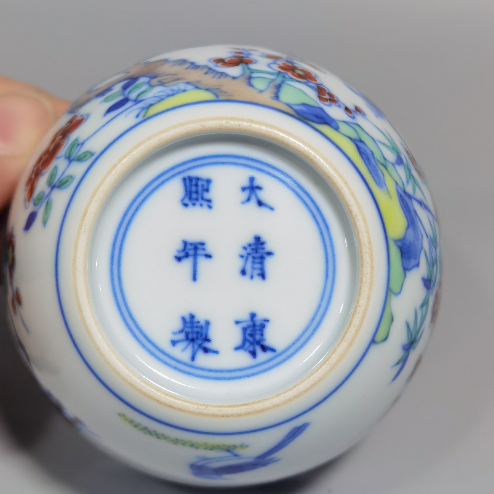Qing Dynasty Kangxi Blue and White Doucai Magpie Climbing Plum Cup