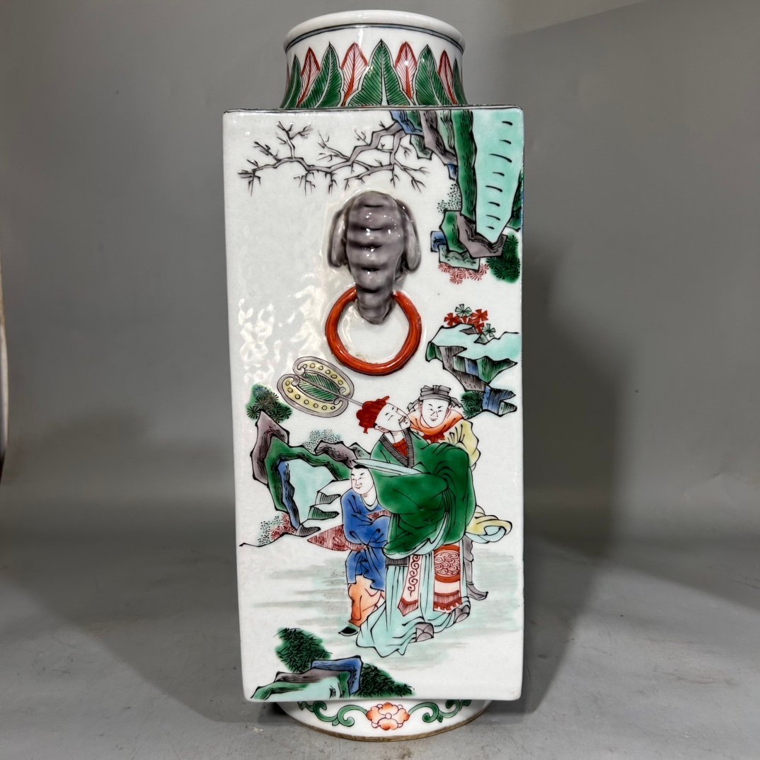 Qing Dynasty Kangxi colorful figure square inlay vase