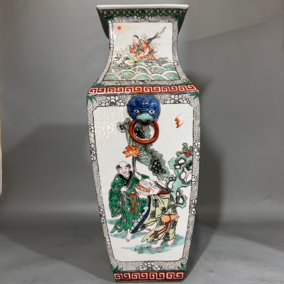 Qing Dynasty Kangxi colorful figure square inlay vase