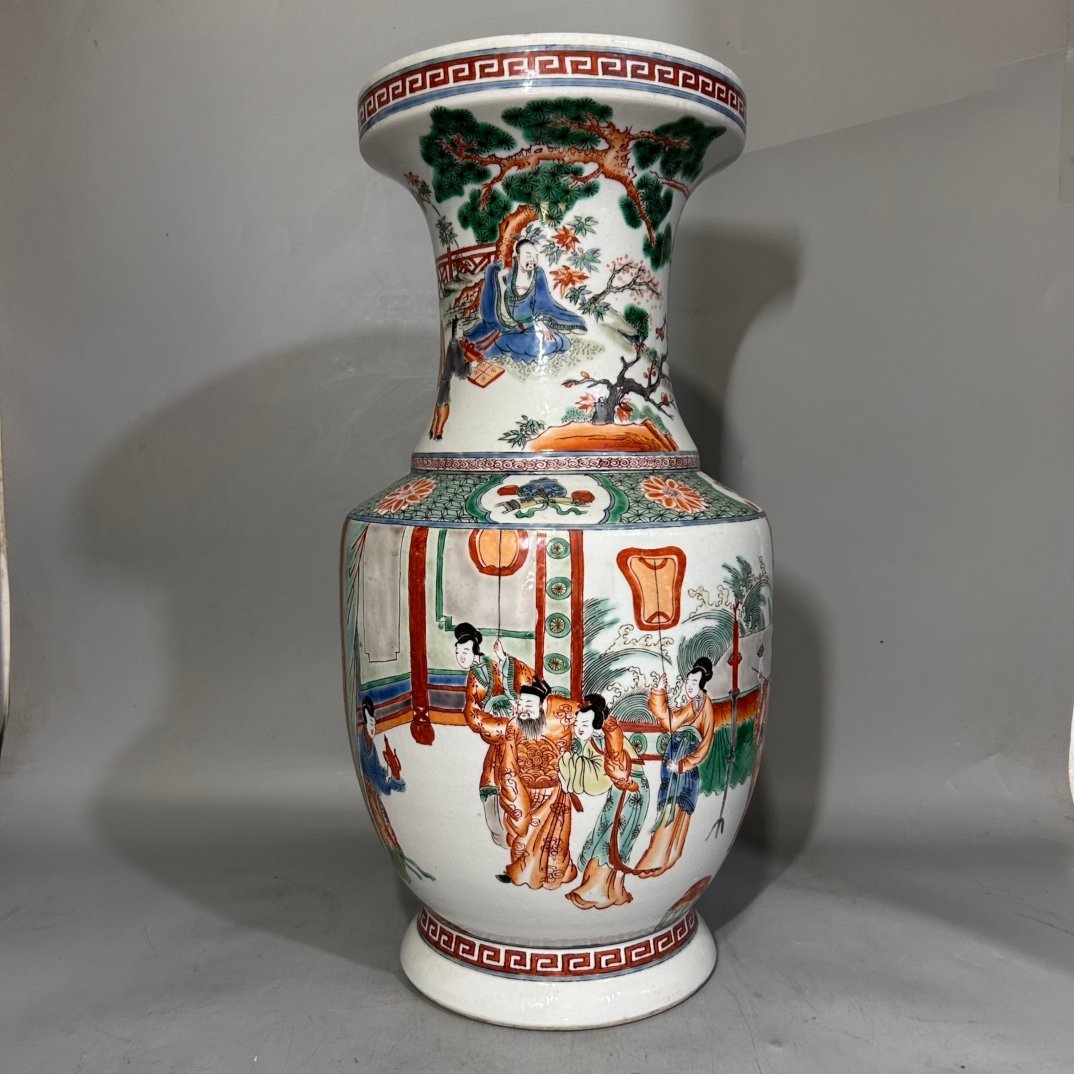 Qing Dynasty Kangxi colorful character vase