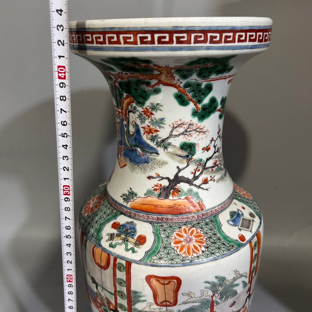 Qing Dynasty Kangxi colorful character vase