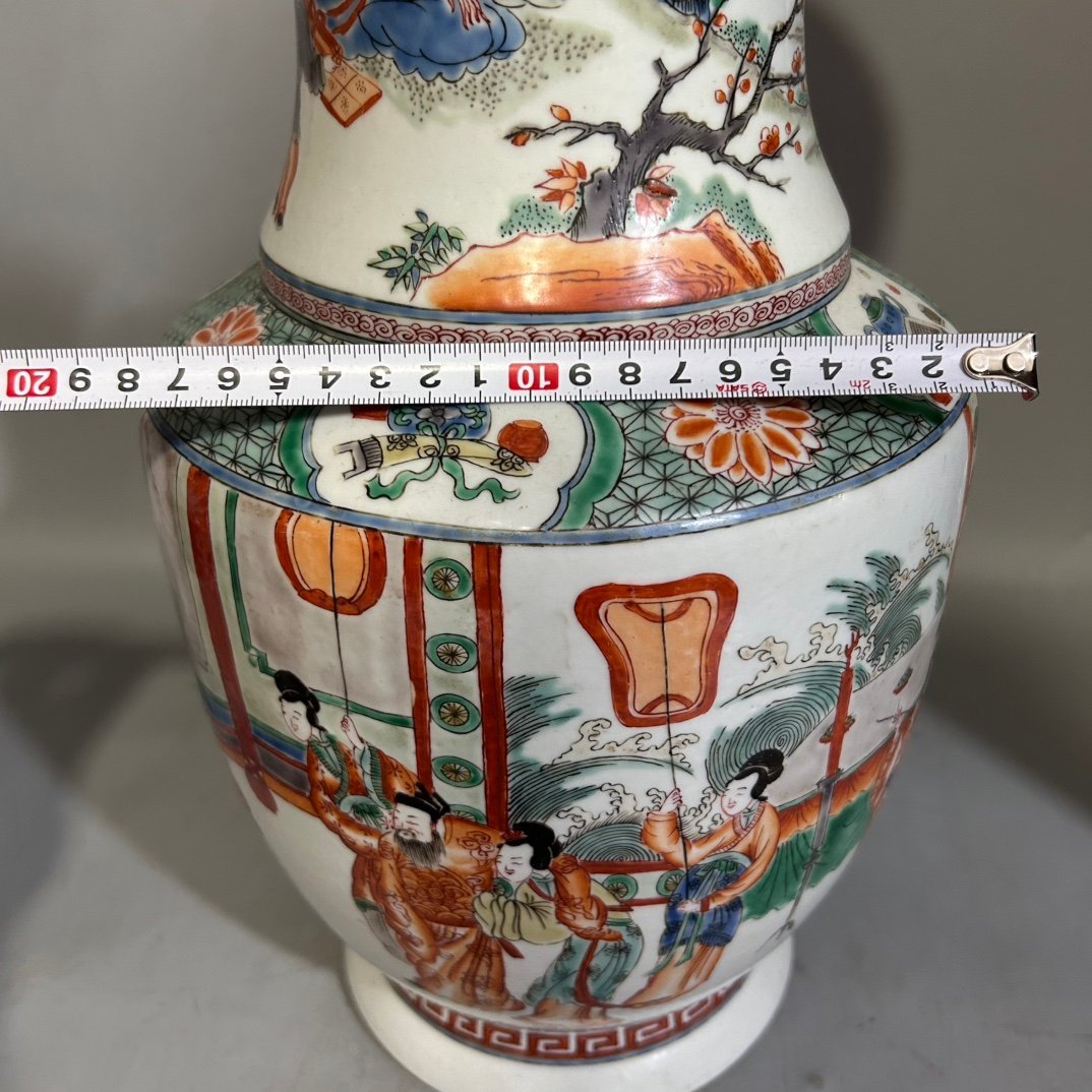 Qing Dynasty Kangxi colorful character vase