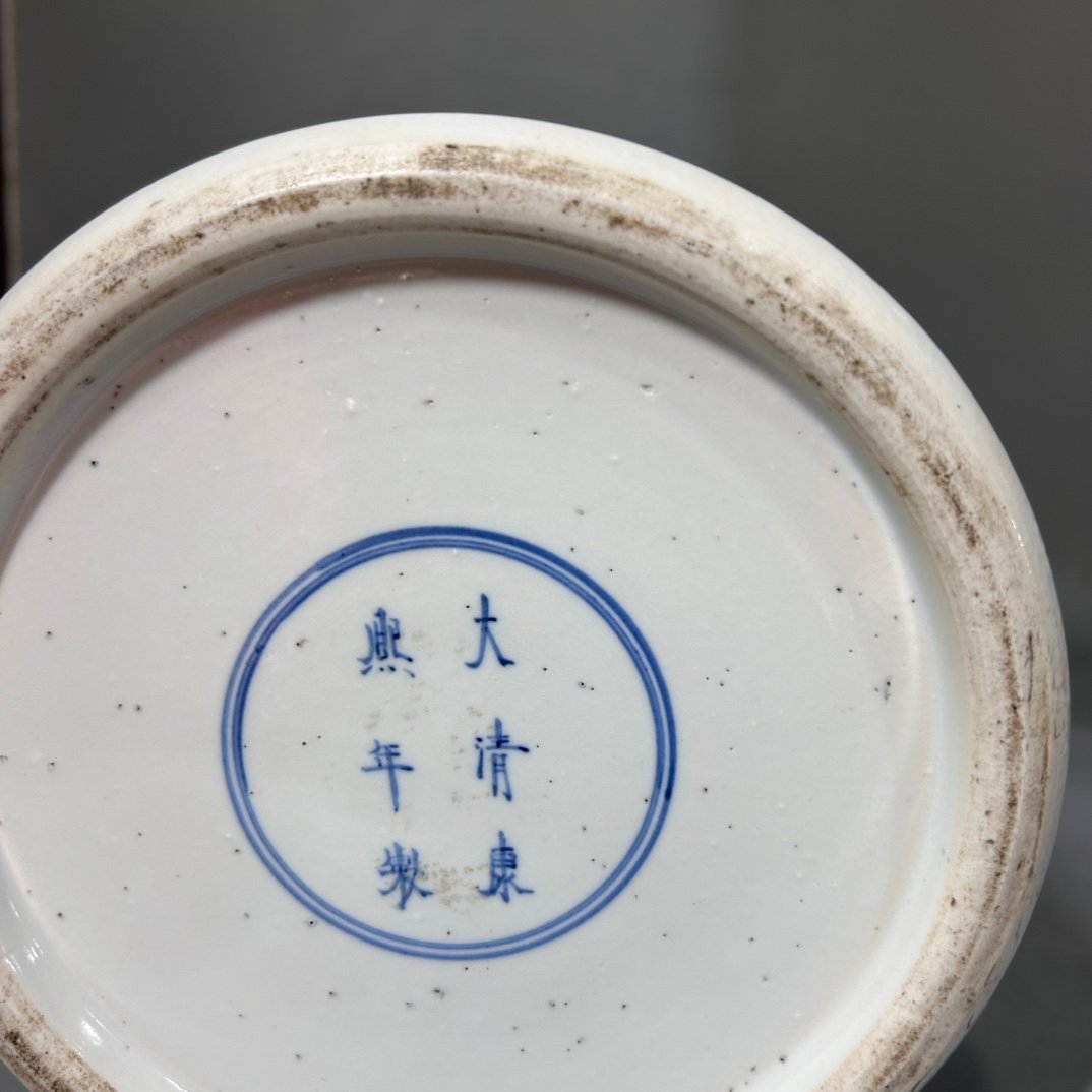 Qing Dynasty Kangxi colorful figure Pot
