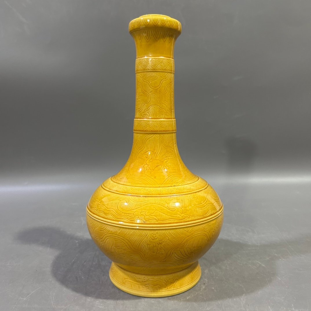 Qing Dynasty Kangxi Burnt Yellow Carved Dragon and Animal Head Vase