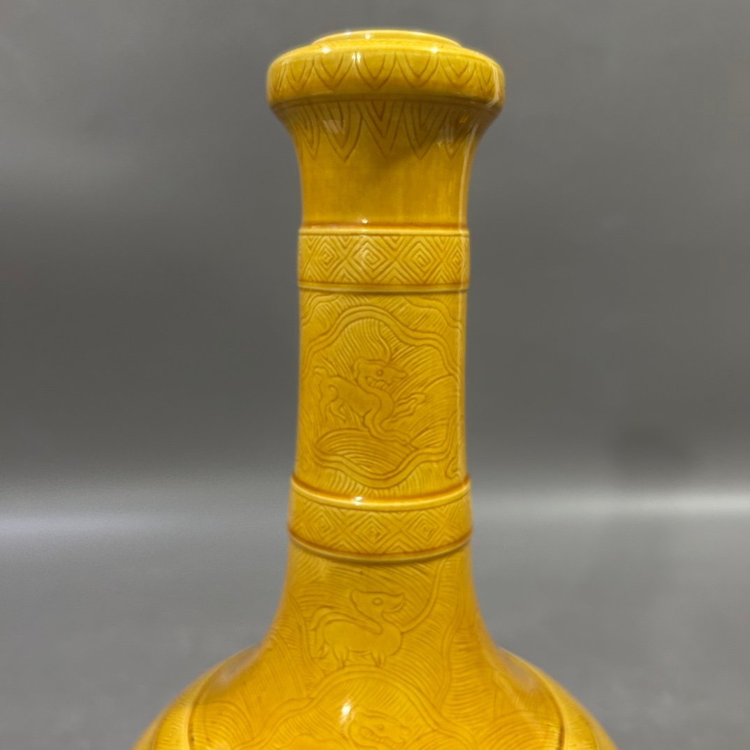 Qing Dynasty Kangxi Burnt Yellow Carved Dragon and Animal Head Vase