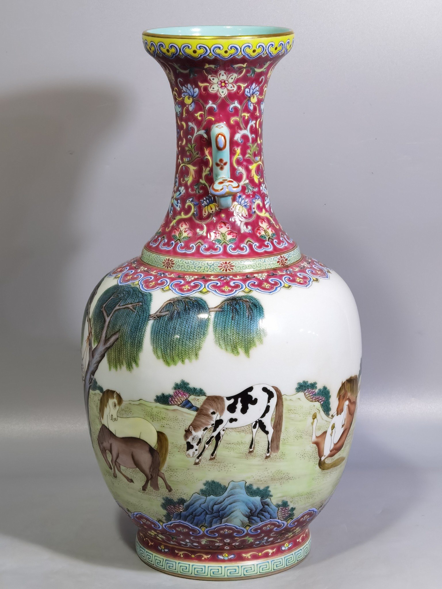 Qing Dynasty Daoguang famille rose Ruyi ear vase