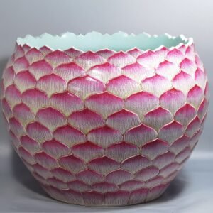 Qing Dynasty Daoguang Pastel Lotus Kuikou Urn pot