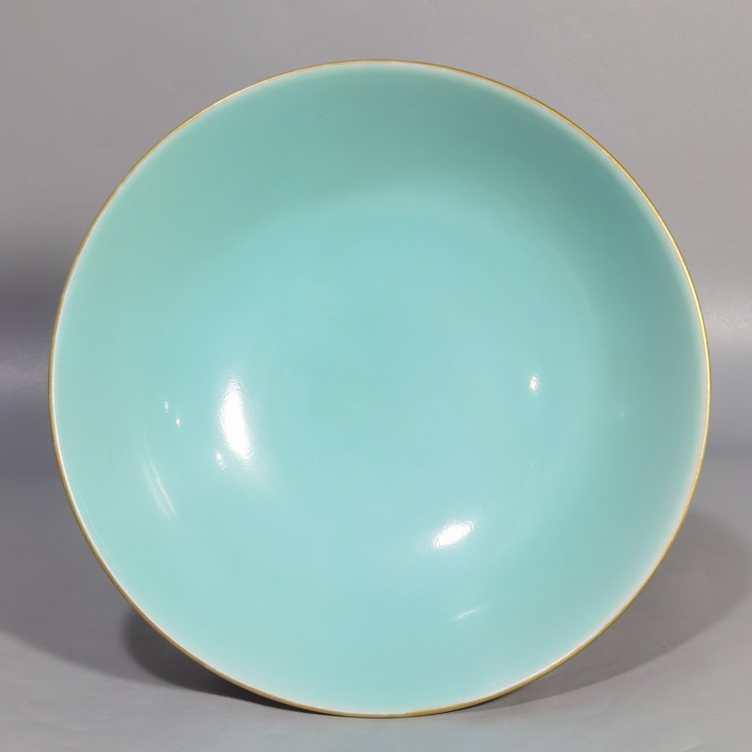 Qing Dynasty Daoguang pink ground blessing and longevity spinach lotus tall bowl