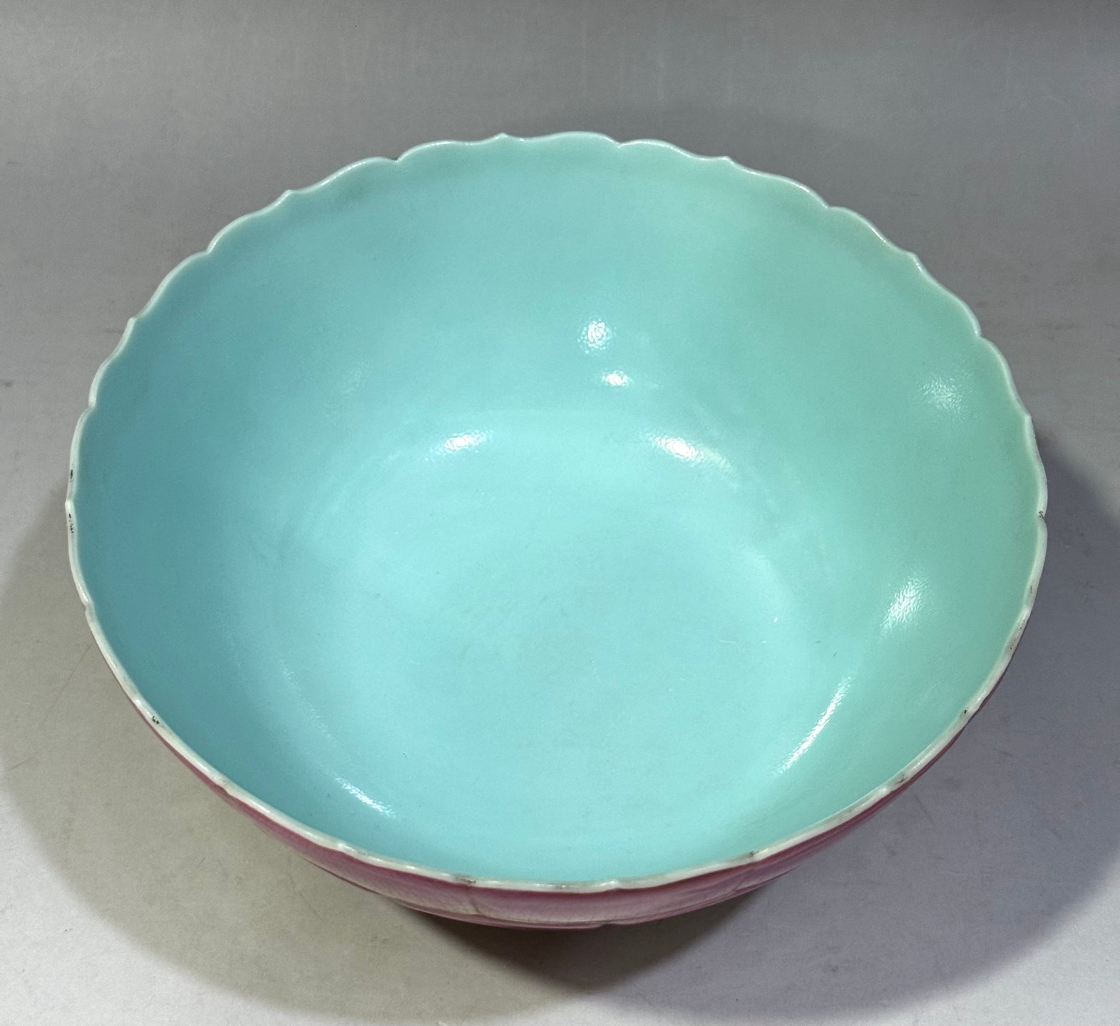 Qing Dynasty Daoguang pastel lotus petal bowl