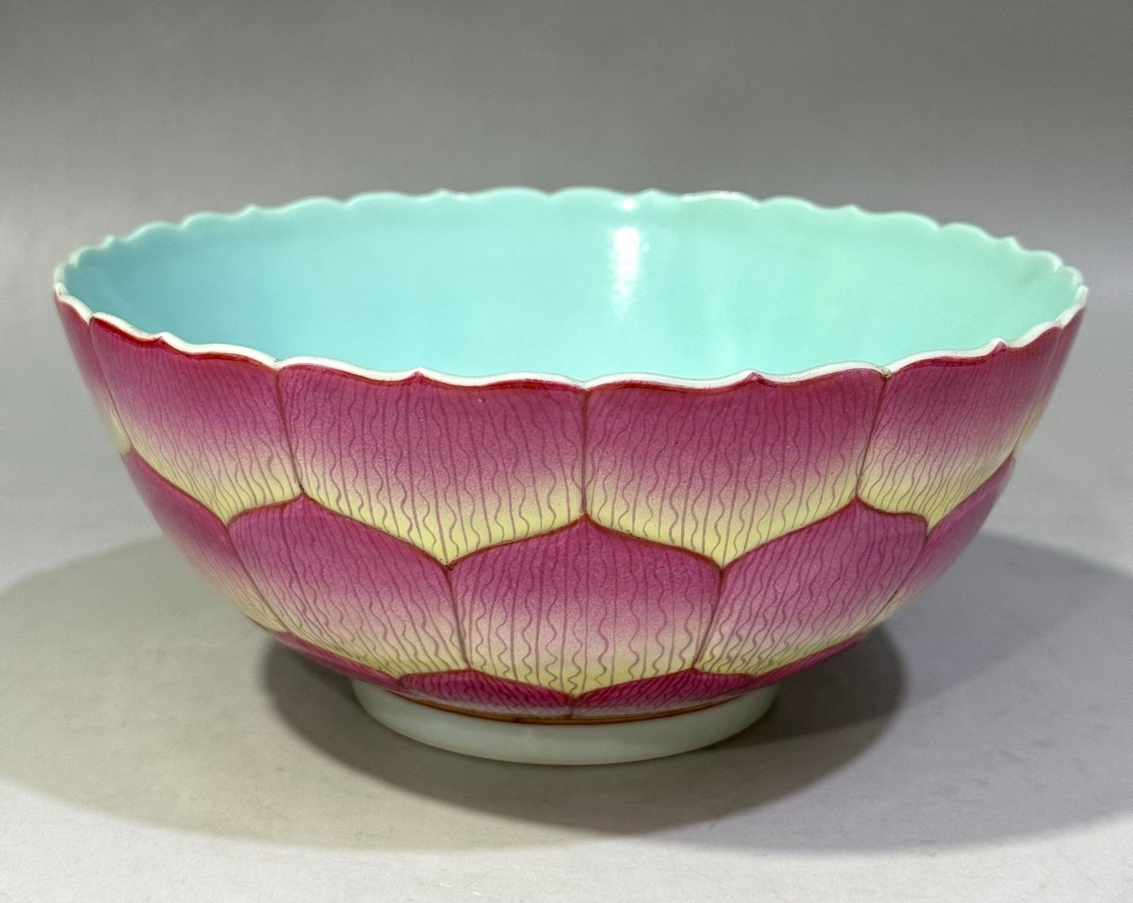 Qing Dynasty Daoguang pastel lotus petal bowl