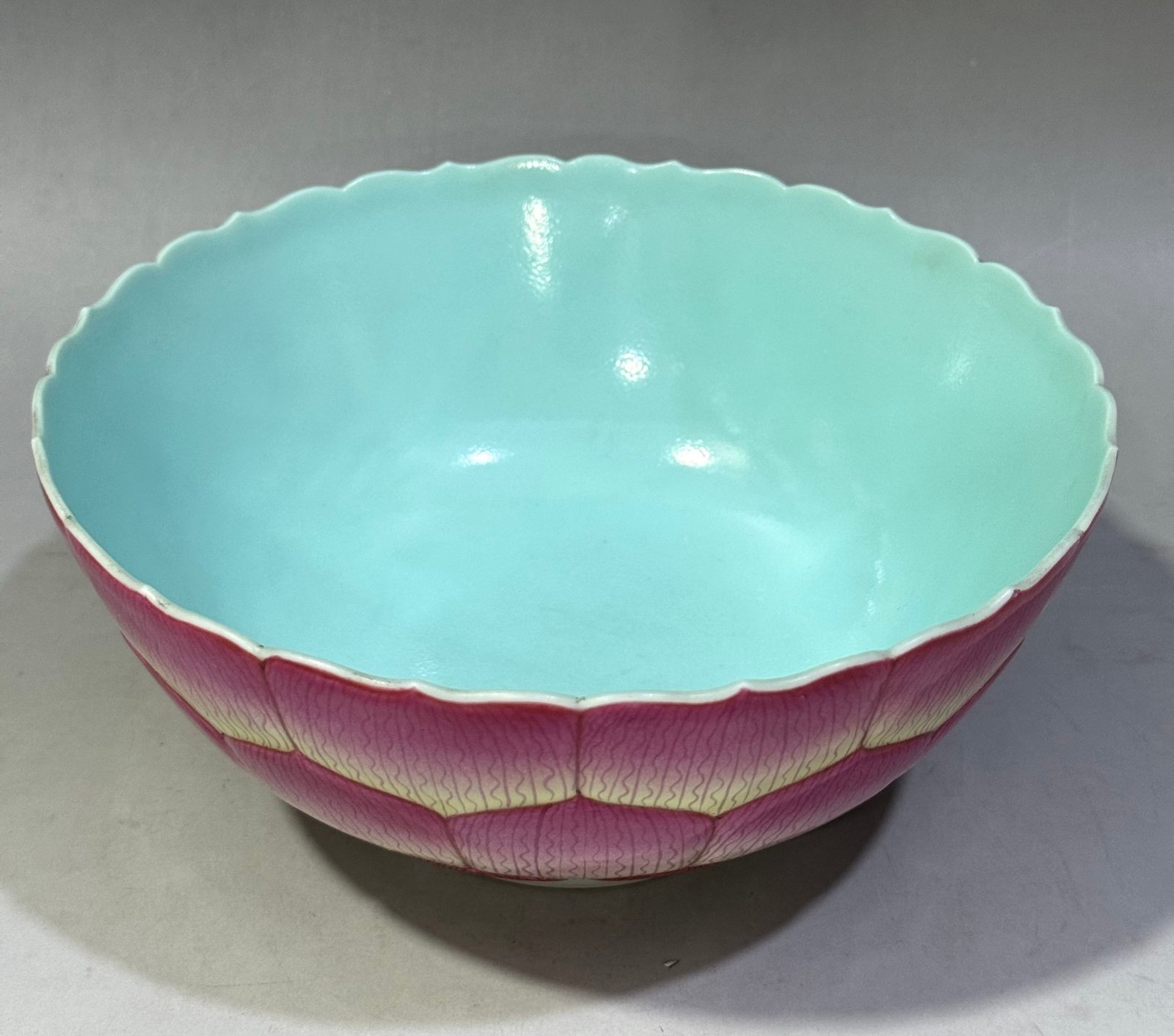 Qing Dynasty Daoguang pastel lotus petal bowl