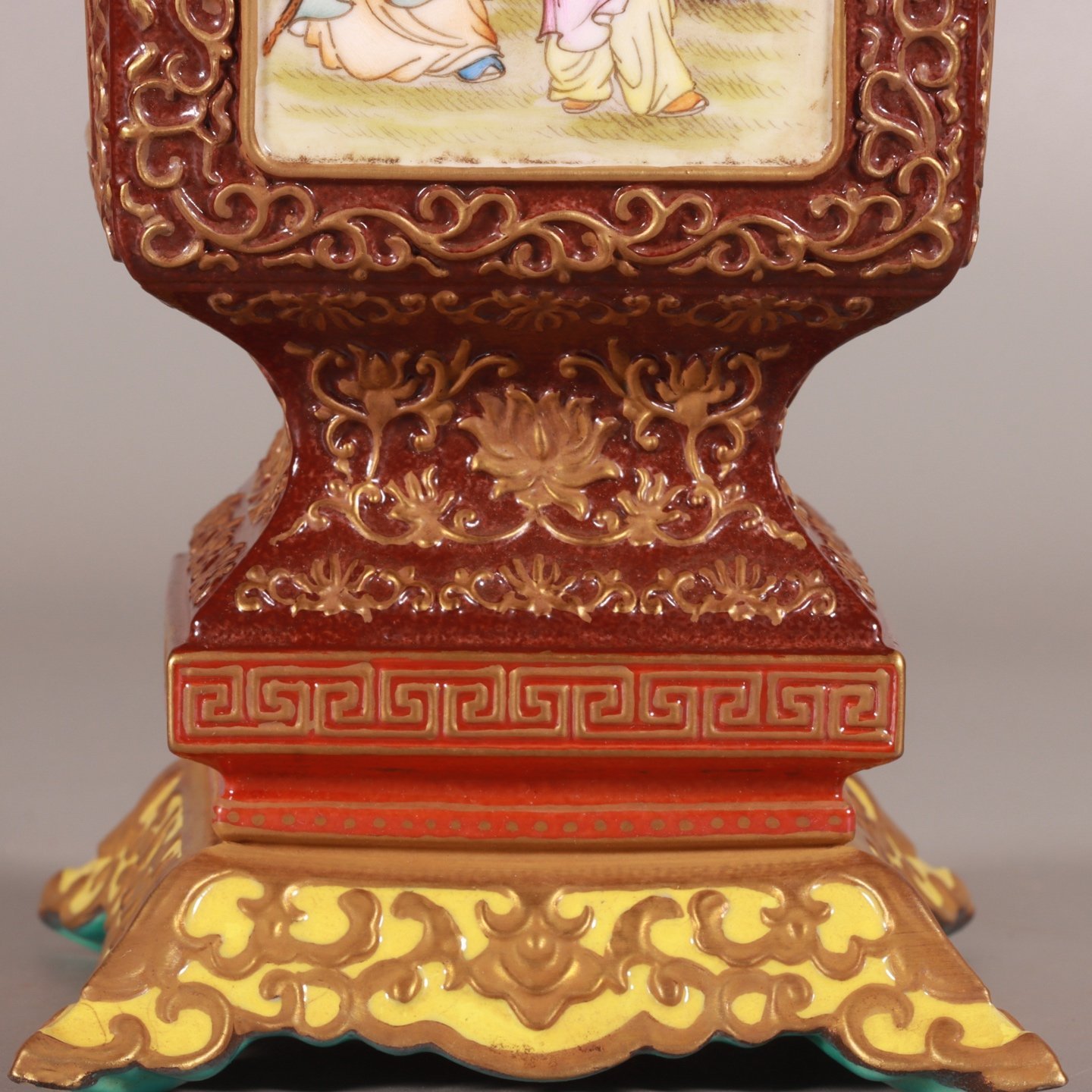 Qing Dynasty Qianlong enamel sauce glaze square vase with gold characters
