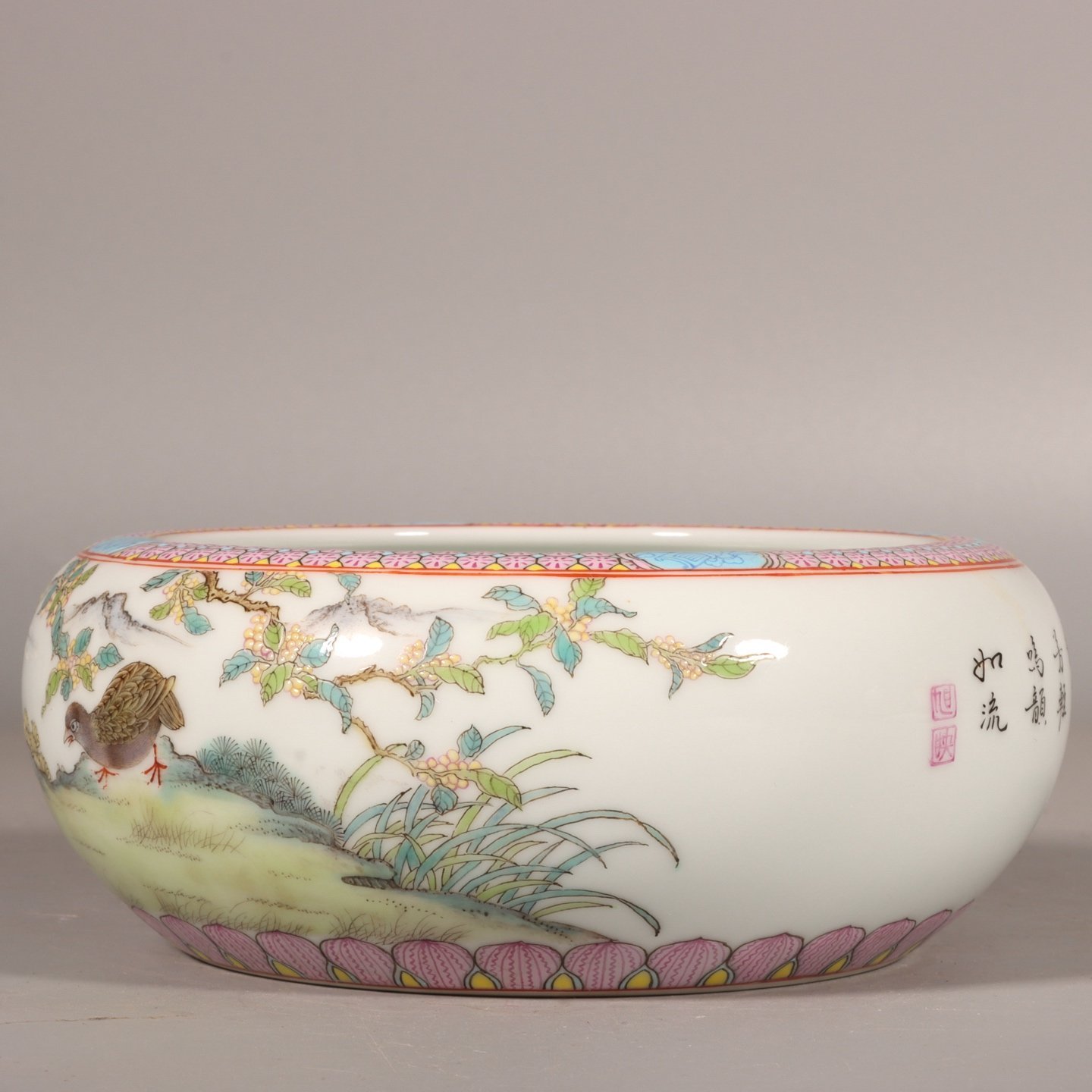 Qing Dynasty Yongzheng pastel painting with fish and algae patterns