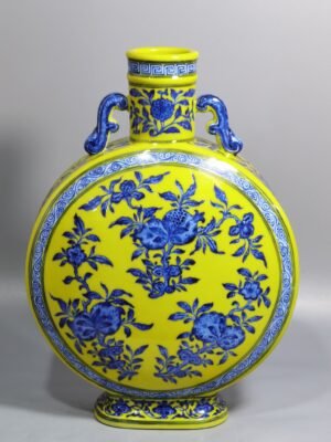 Qing Dynasty Yongzheng blue and white with yellow glaze flat bottle
