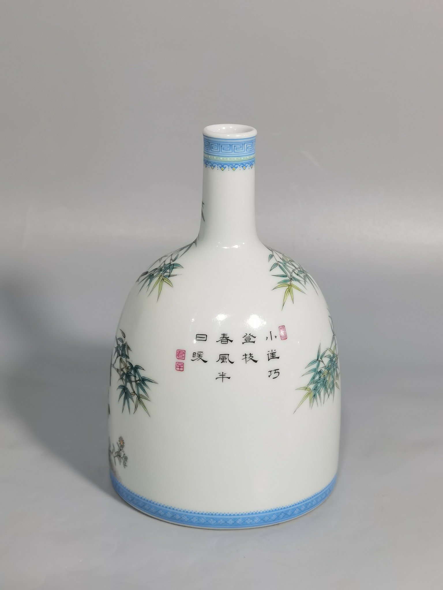 Qing Dynasty Yongzheng enamel color bamboo bird rattle with green upper and lower edges