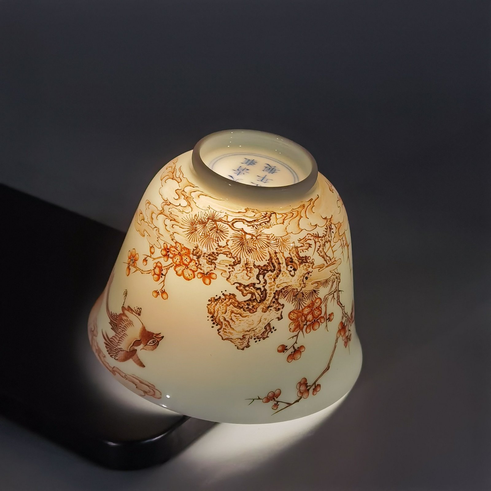 Qing Dynasty Yongzheng A pair of ink-colored ribbon cups with bird inscriptions and poems