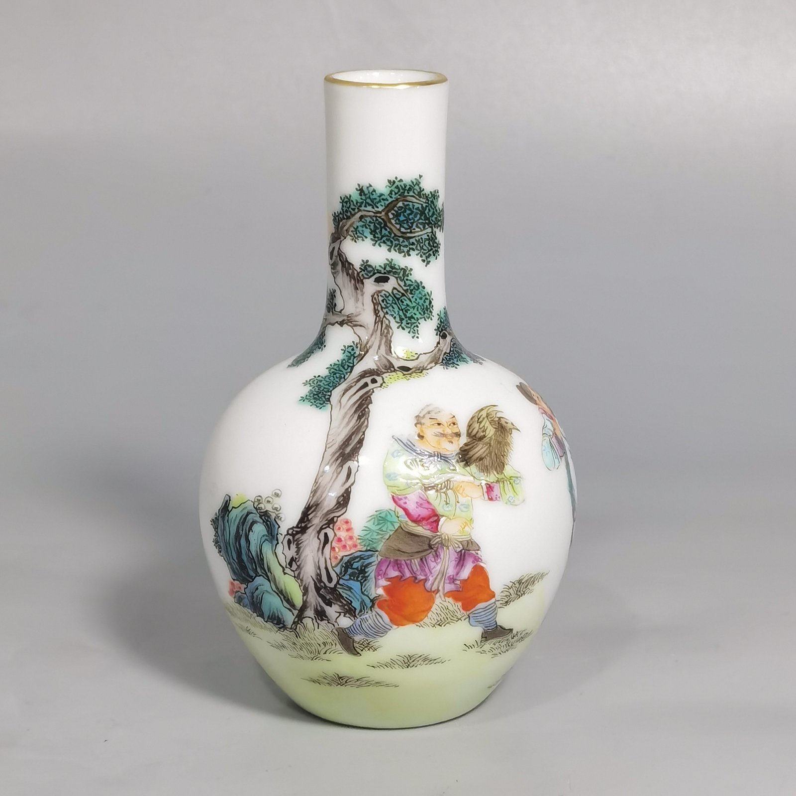 Qing Dynasty Yongzheng hand-held pastel hunting picture small celestial ball