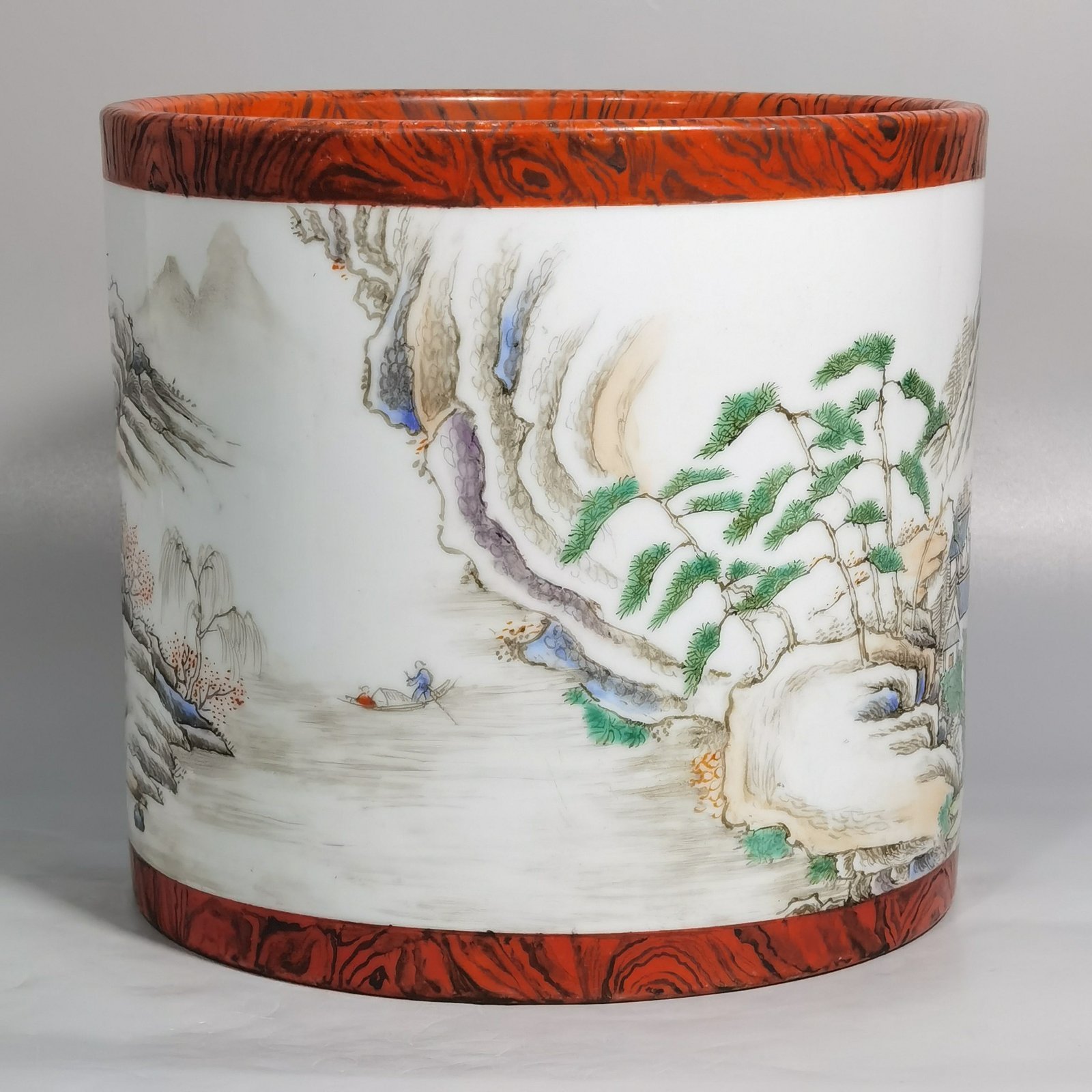 Qing Dynasty Yongzheng wood grain glaze pastel landscape figure pen holder