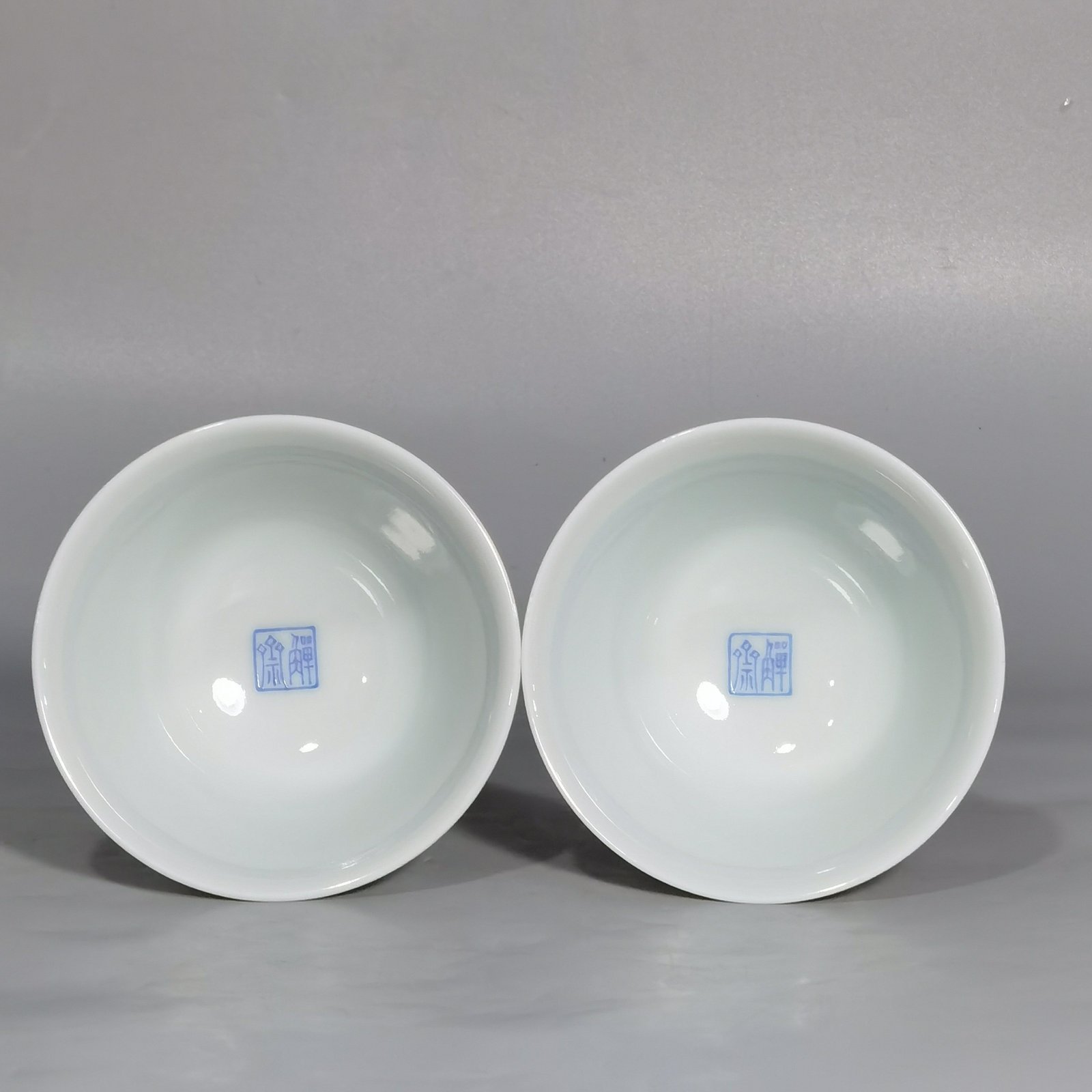 Qing Dynasty Yongzheng Yangcai Longevity Peach Pattern Goblet