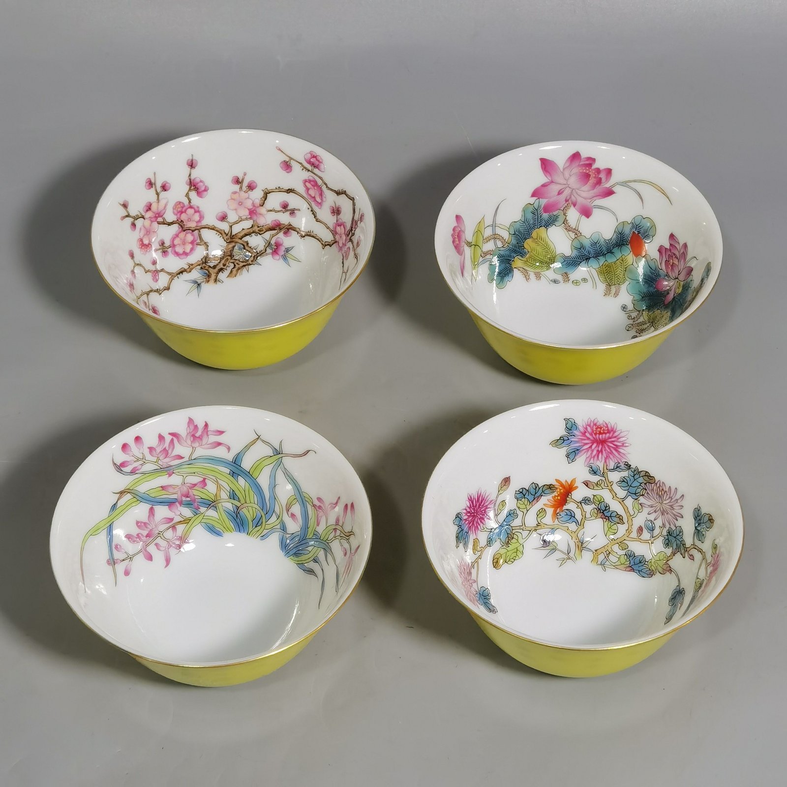 Qing Dynasty Yongzheng a set of enamel twelve flower gods with lemon yellow glaze flower gods cups