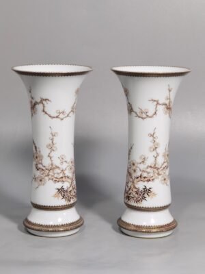 Qing Dynasty Yongzheng A pair of enamel plum and bamboo flower goblets