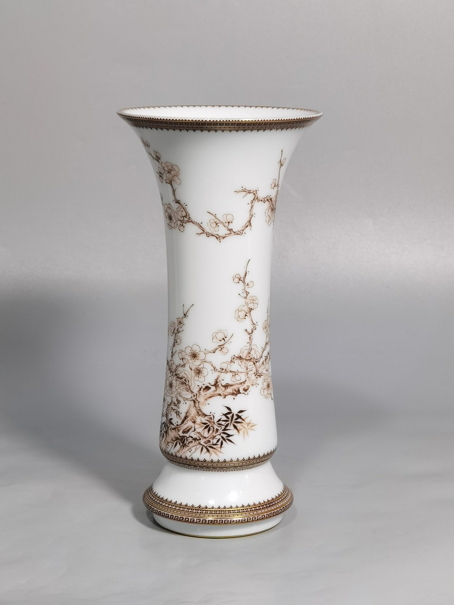 Qing Dynasty Yongzheng A pair of enamel plum and bamboo flower goblets