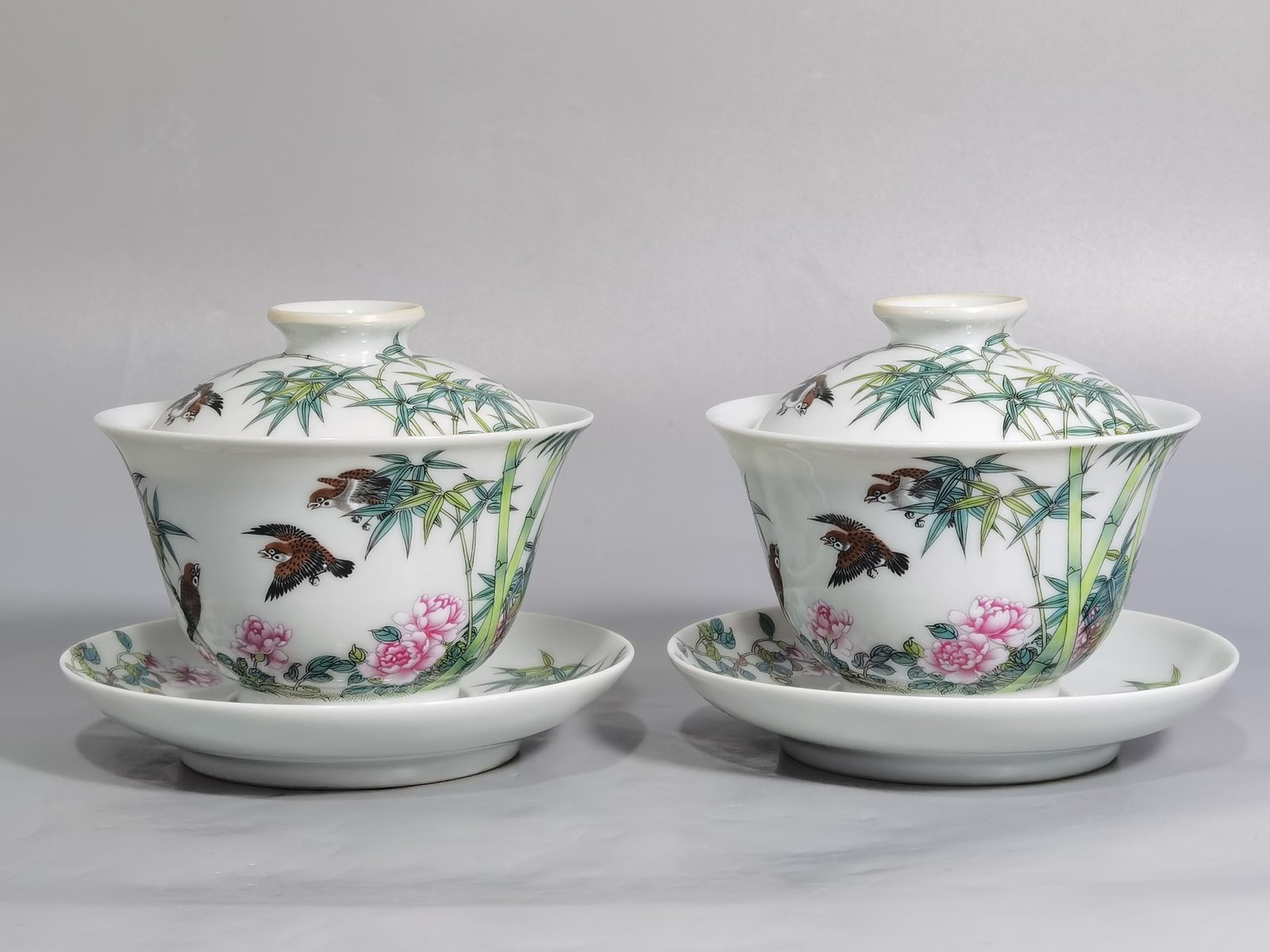 Qing Dynasty Yongzheng a pair of enamel bowls with bamboo sparrow pattern