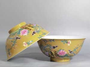 Qing Dynasty Yongzheng enamel beige glaze ribbon bird peony and flower bowl