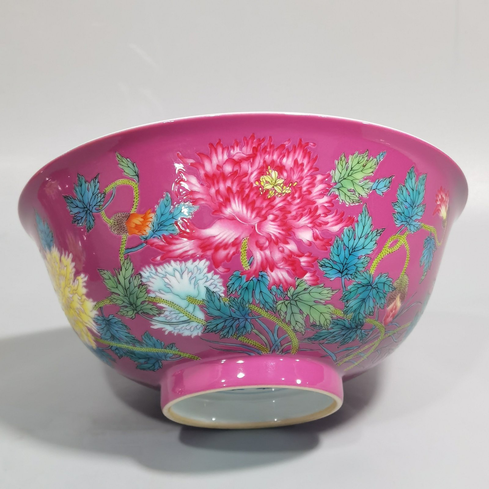 Qing Dynasty Yongzheng Enamel Carmine Poppy Flower Bowl