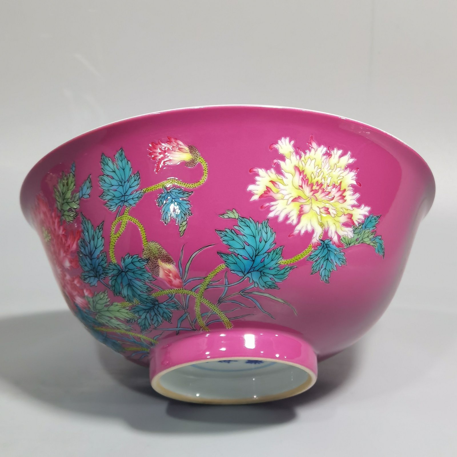 Qing Dynasty Yongzheng Enamel Carmine Poppy Flower Bowl