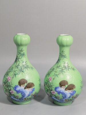 Qing Dynasty Yongzheng Enamel rolled bamboo vase