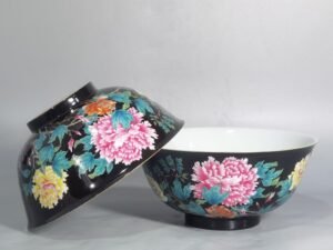 Qing Dynasty Yongzheng Enamel Black Ground Peony Flower Bowl