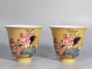 Qing Dynasty Yongzheng beige glazed pastel bell cup with a poem about good luck